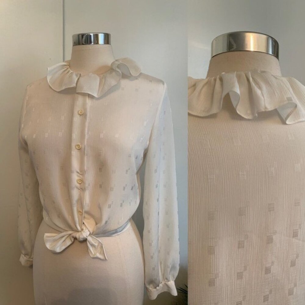 Vintage Ivory secretary Blouse Ruffle neck long sleeve size 10 M Cottagecore